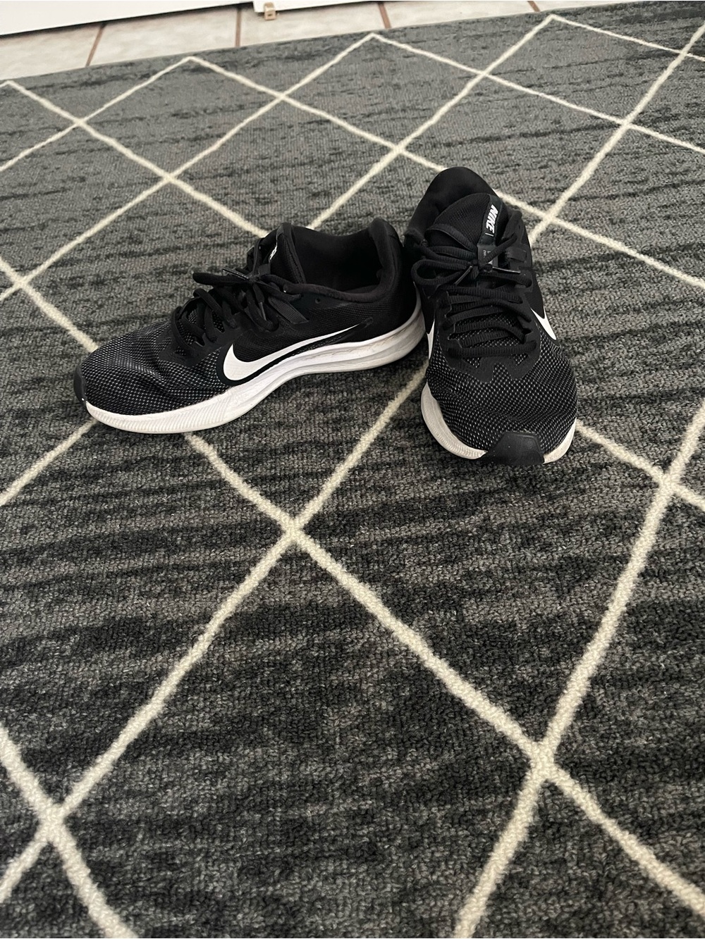 Nike Black and White Mesh Running Sneakers